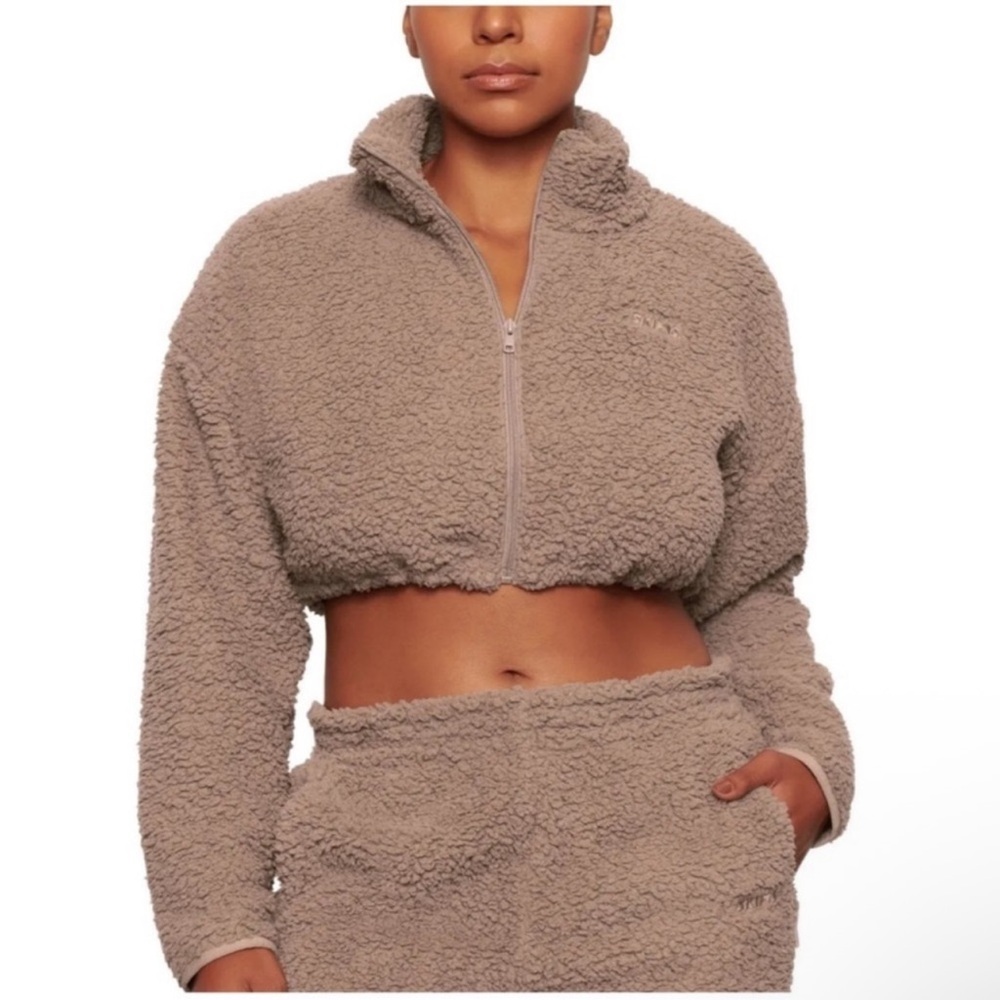 SKIMS Brown Sherpa Cropped Teddy Zip Up Jacket